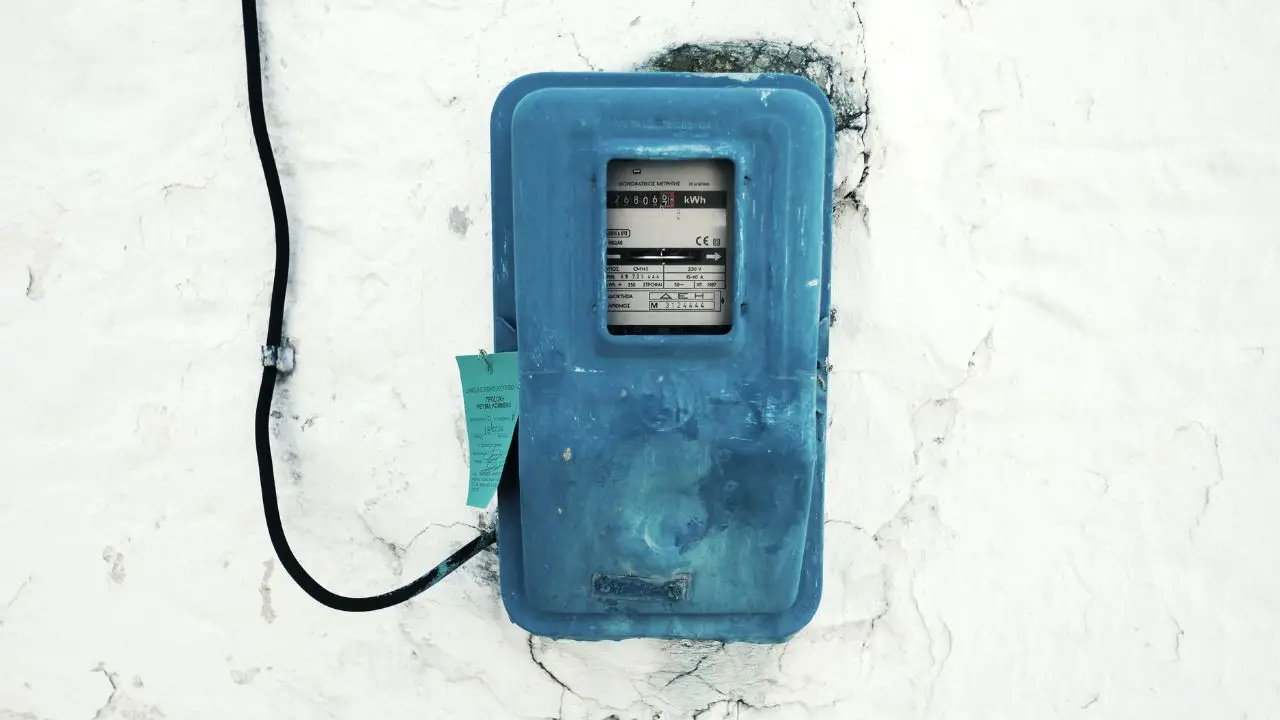How Many Watts Does a TV Use Per Hour with Electricity Cost
