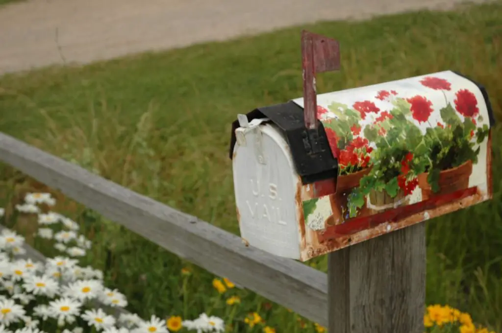 painted mailbox