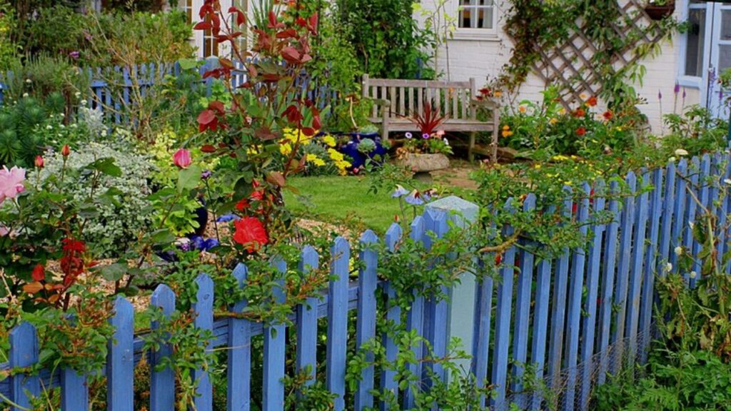 fence line garden