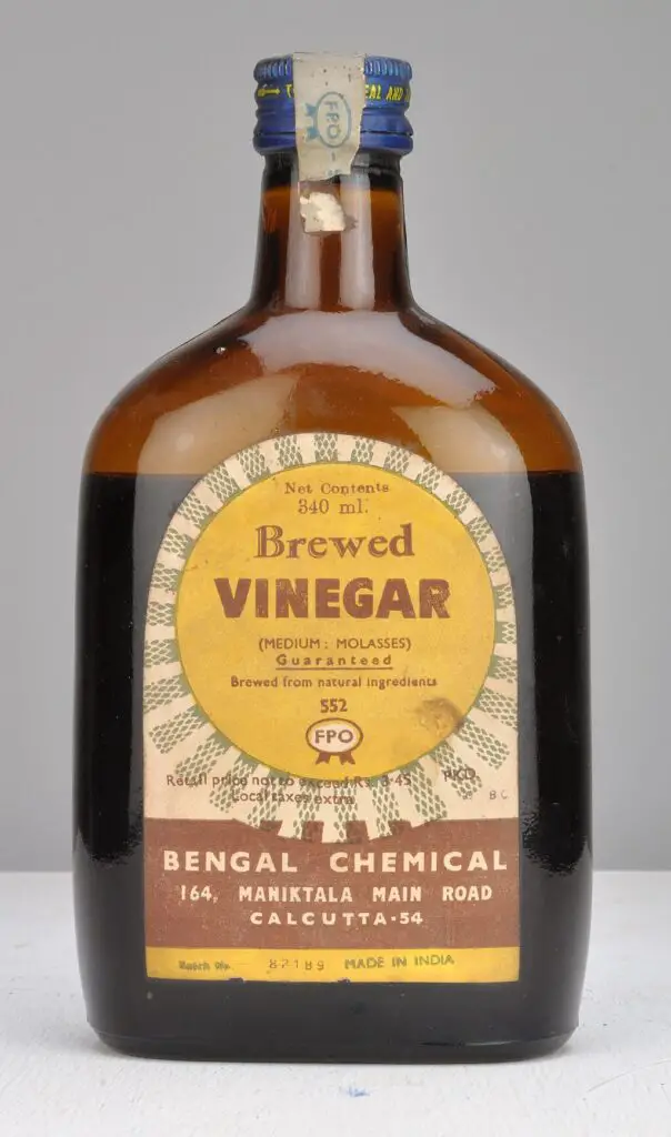 vinegar in a jar