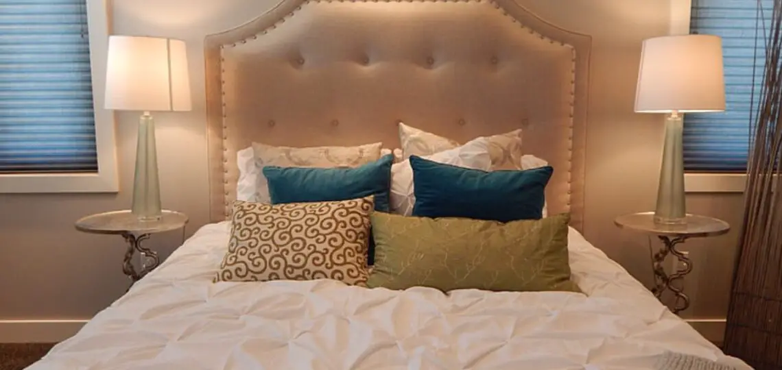 king bed golden color