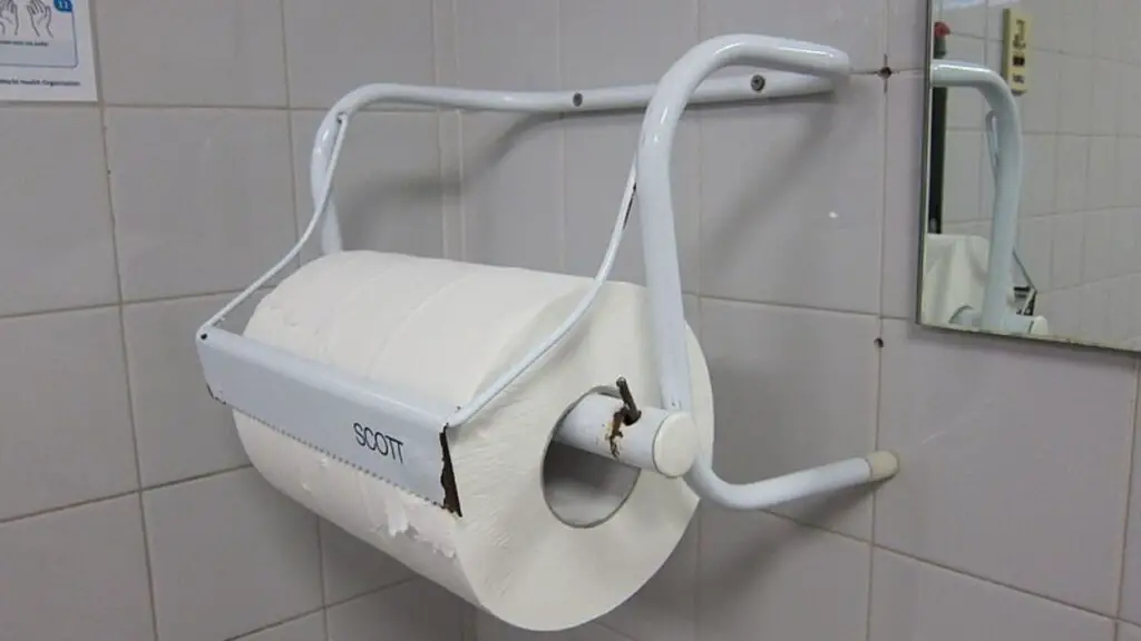 toiler paper holder DIY hacks