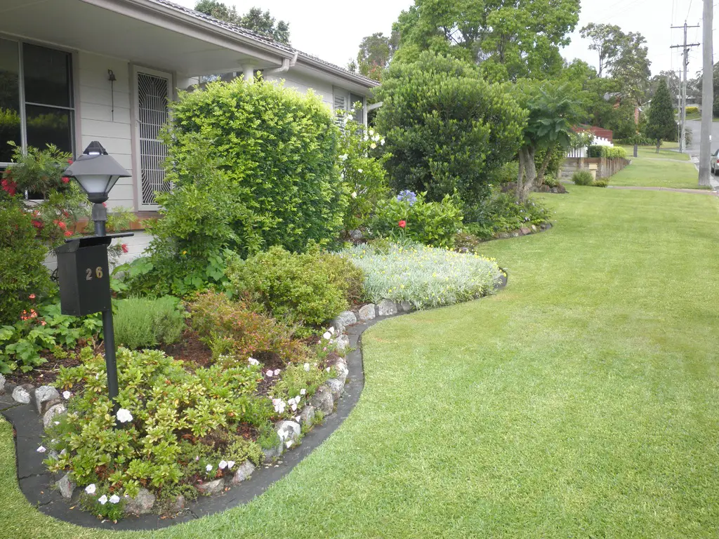 black mulch landscaping